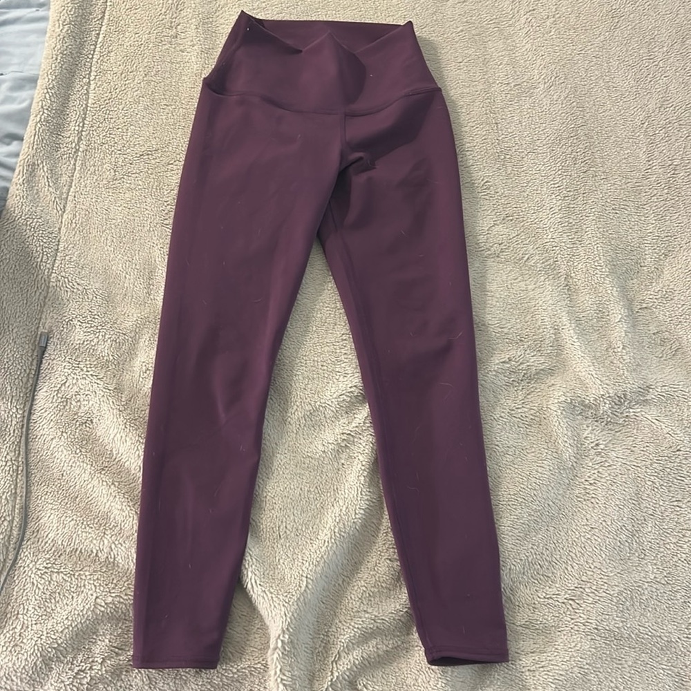 Dark Plum Alo Airbrush Leggings 7/8 length